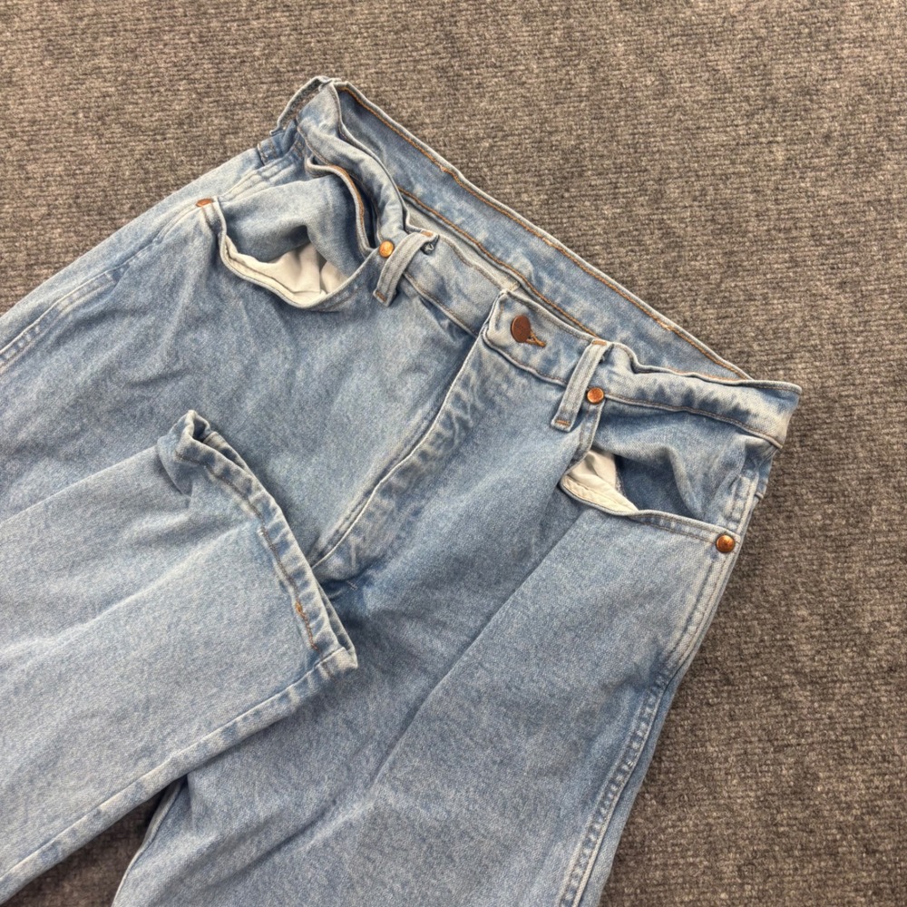 Vintage Wrangler Western Jeans 29W x 31L Light Blue Straight Leg Denim Women's